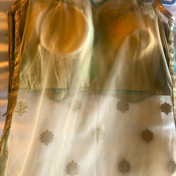 Pakistani/ Indian Salwar Anarkali Chudidar Saree - Picture 4 of 13